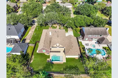 1704 Brill Drive, Friendswood, TX 77546 - Photo 38