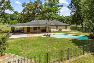 15856 Dewberry Ln, Conroe, TX 77302 - Photo 4