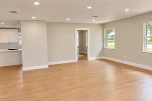 11410 Braewick Dr, Houston, TX 77035 - Photo 10