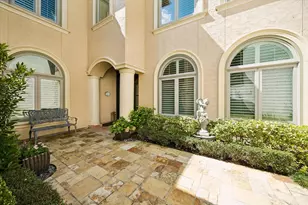 1106 Bayou Island Dr, Houston, TX 77024 - Photo 4