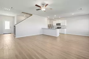 8222 Sunberry Shadow Dr, Houston, TX 77016 - Photo 2