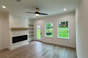 110 Cove Pl Ct, Conroe, TX 77356 - Photo 12