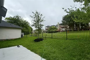 110 Cove Pl Ct, Conroe, TX 77356 - Photo 4