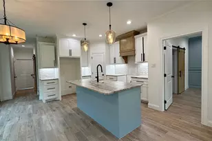 110 Cove Pl Ct, Conroe, TX 77356 - Photo 6