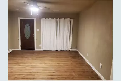 5915 Southwood Streets, Houston, TX 77033 - Photo 8
