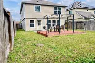 10810 Sun River Falls Dr, Humble, TX 77396 - Photo 12