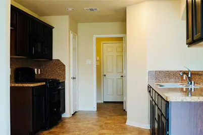 10810 Sun River Falls Drive, Humble, TX 77396 - Photo 6