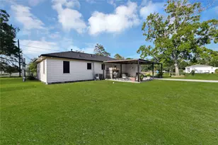 16326 Bear Bayou Dr, Channelview, TX 77530 - Photo 4