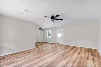 922 Lake Glen Road, Houston, TX 77336 - Photo 10