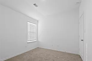 808 Stoney Pt Ln, Dayton, TX 77535 - Photo 10