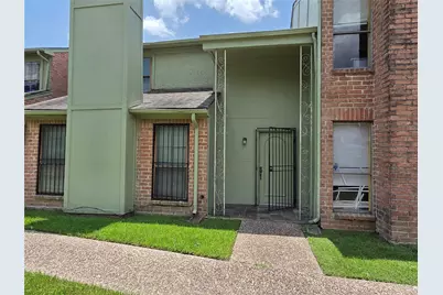 11529 S Kirkwood Road, Houston, TX 77477 - Photo 2
