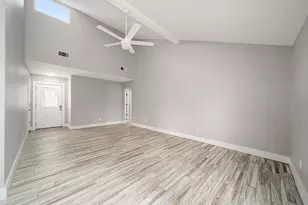 4902 Moody Reef Dr, Bacliff, TX 77518 - Photo 6