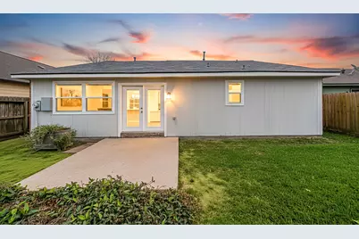 4902 Moody Reef Drive, Bacliff, TX 77518 - Photo 2