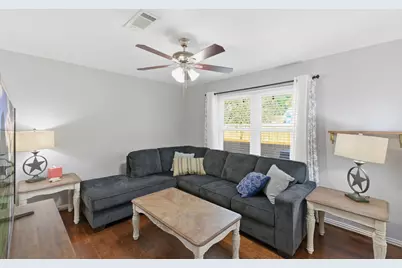 4702 Avenue P 1/2, Galveston, TX 77551 - Photo 12
