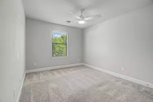 829 W 20th St, Houston, TX 77008 - Photo 36