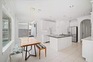 2206 Summer Blossom Ln, Houston, TX 77077 - Photo 10