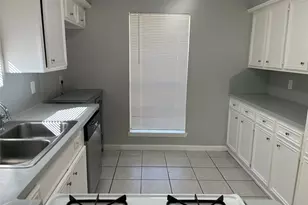 2402 Fawnwood Ln, Spring, TX 77386 - Photo 8