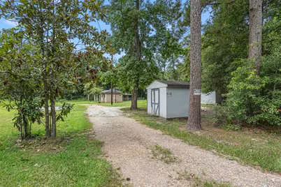 394 County Road 3378, Cleveland, TX 77327 - Photo 10
