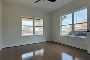 923 Adele St, Houston, TX 77009 - Photo 2