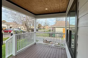 923 Adele St, Houston, TX 77009 - Photo 14