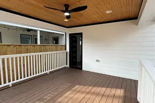 923 Adele St, Houston, TX 77009 - Photo 26