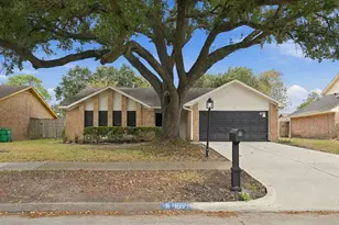 9859 Sageroyal Ln, Houston, TX 77089 - Photo 1