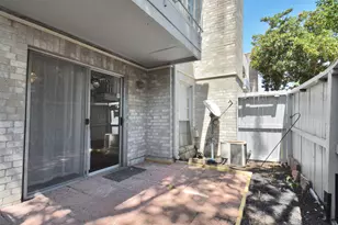 7400 Bellerive Dr, Houston, TX 77036 - Photo 26