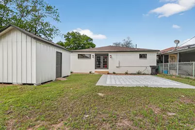 230 Pennsylvania Street, Houston, TX 77029 - Photo 2