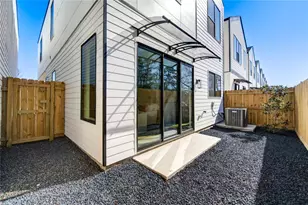 6123 Pacific Frst Dr, Houston, TX 77091 - Photo 40