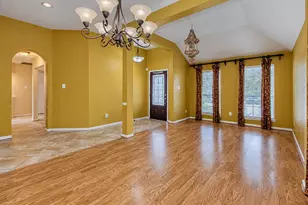 12906 Brook Arbor Ct, Pearland, TX 77584 - Photo 10