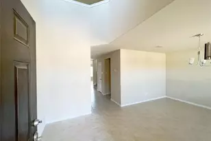29043 Jacobs River Dr, Katy, TX 77494 - Photo 2
