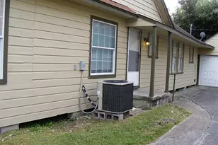 3222 Winbern St, Houston, TX 77004 - Photo 4
