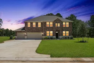 114 Roebuck Ln, New Waverly, TX 77358 - Photo 1