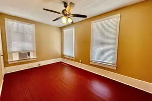 1814 Ave M 1/2, Galveston, TX 77550 - Photo 6