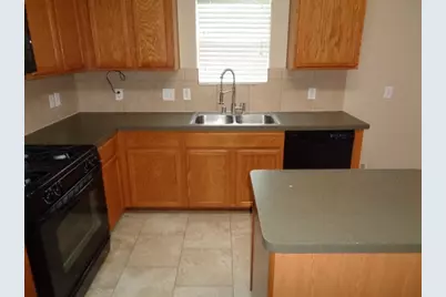 8606 Sunset Pond Drive, Tomball, TX 77375 - Photo 6