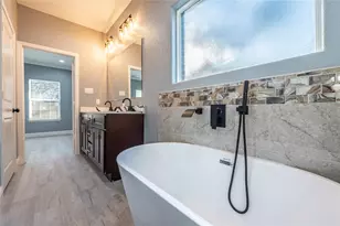 1413 4th Ave N, Texas City, TX 77590 - Photo 16