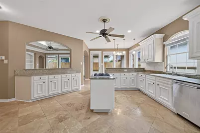 15 Wick Willow Road, Montgomery, TX 77356 - Photo 2