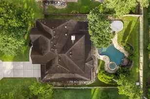 55 W Matisse Meadow Ct, The Woodlands, TX 77382 - Photo 2