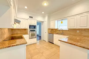 2210 Redcliff Dr, Missouri City, TX 77489 - Photo 4