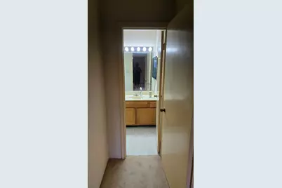 10827 S Braes Bend Dr, Houston, TX 77071 - Photo 6