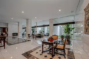 1111 Hermann Dr, Houston, TX 77004 - Photo 6