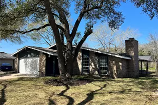 3910 Lost Oak Dr, Spring, TX 77388 - Photo 2