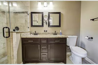 11422 Endicott Lane, Houston, TX 77035 - Photo 16