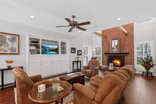 3805 N Briarwood Dr, Brenham, TX 77833 - Photo 8