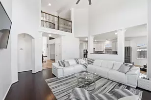 6102 Lakenshire Falls Ln, Katy, TX 77494 - Photo 6