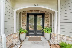 424 W 32nd St, Houston, TX 77018 - Photo 2