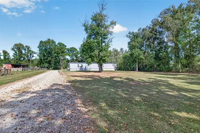 560 County Road 142, Liberty, TX 77575 - Photo 4