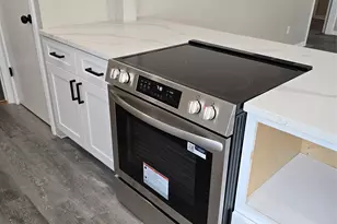 13327 Lake Breeze Ln, Willis, TX 77318 - Photo 4