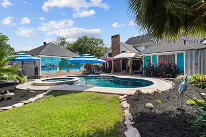 1622 W Hedgecroft Drive, El Lago, TX 77586 - Photo 6