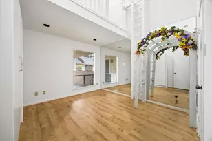 10123 Valley Forge Dr, Houston, TX 77042 - Photo 28
